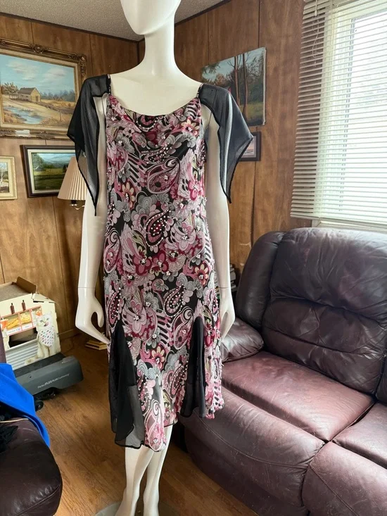 Paisley Boho Flowy Dress - Picture 4 of 7